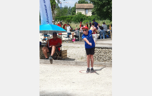 JEUNE ECOLE DE PETANQUE SE TERMINE PAR UN CARREAU !