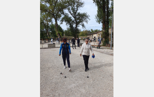Carine et Claudette en demi-finale. Carine va gagner, mais Claudette gardera son sourire