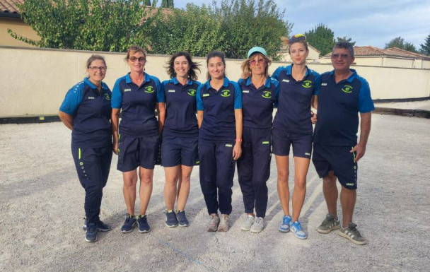 EQUIPE FEMININES CHAMPIONNES DEPARTEMENTAL DIVISION 1